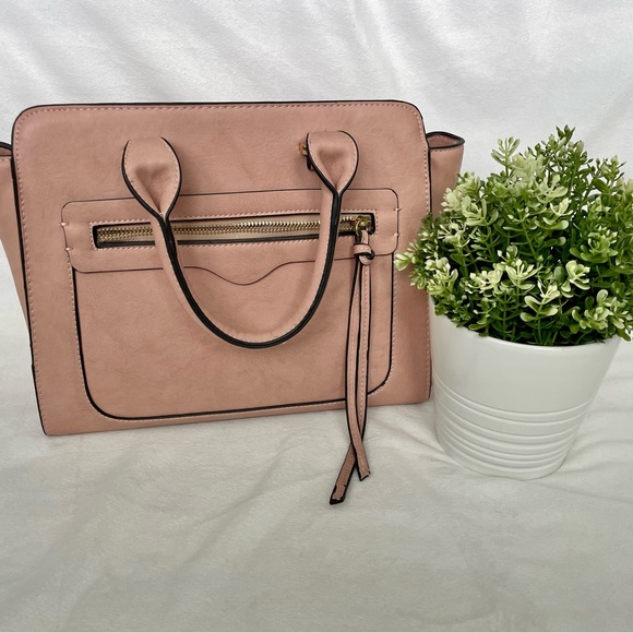 Handbags - Dusty Pink Bag With Removable Strap NWOT
